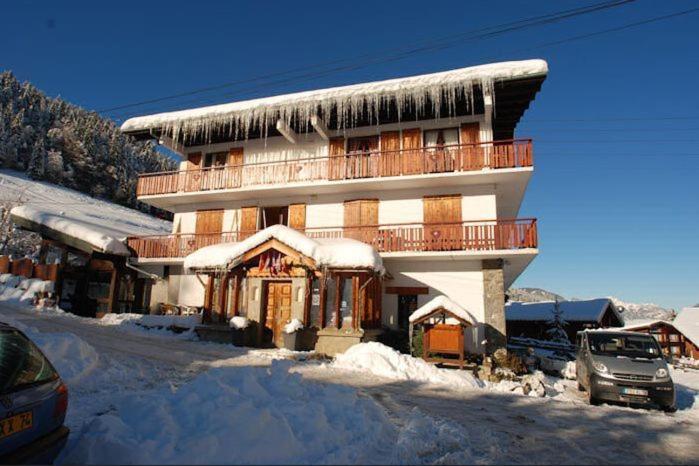 Hotel La Chaumiere Morzine Buitenkant foto