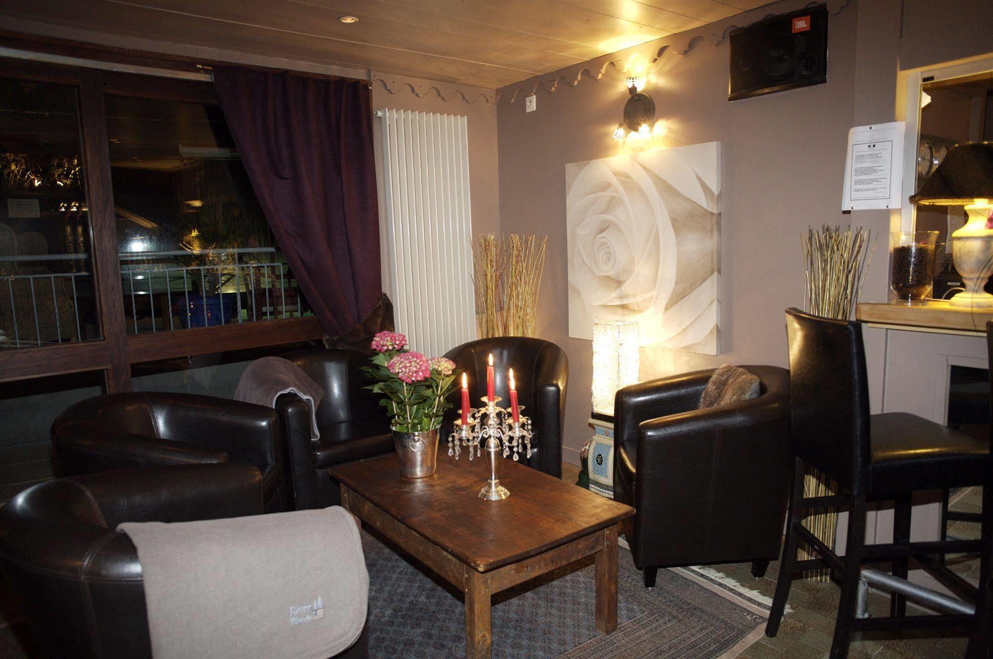 Hotel La Chaumiere Morzine Buitenkant foto